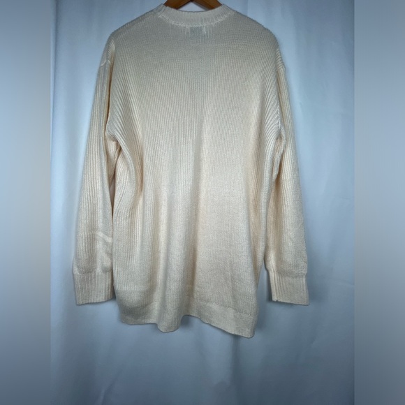 Danielle Bernstein Ivory Women’s Sweater Size S/M Oversized  Chunky Crewneck - Picture 9 of 10